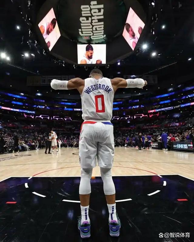 NBA季前赛：拉塞尔威斯布鲁克再度当选MVP的简单介绍